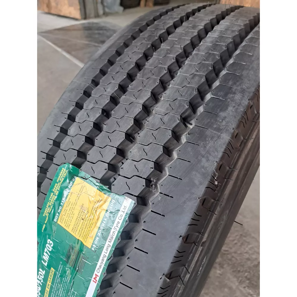 Грузовая шина 315/70 R22,5 Long March LM-703 18PR в Катав-Ивановске