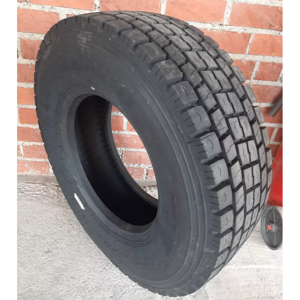 Грузовая шина 305/70 R19,5 Long March LM-329 18PR в Катав-Ивановске